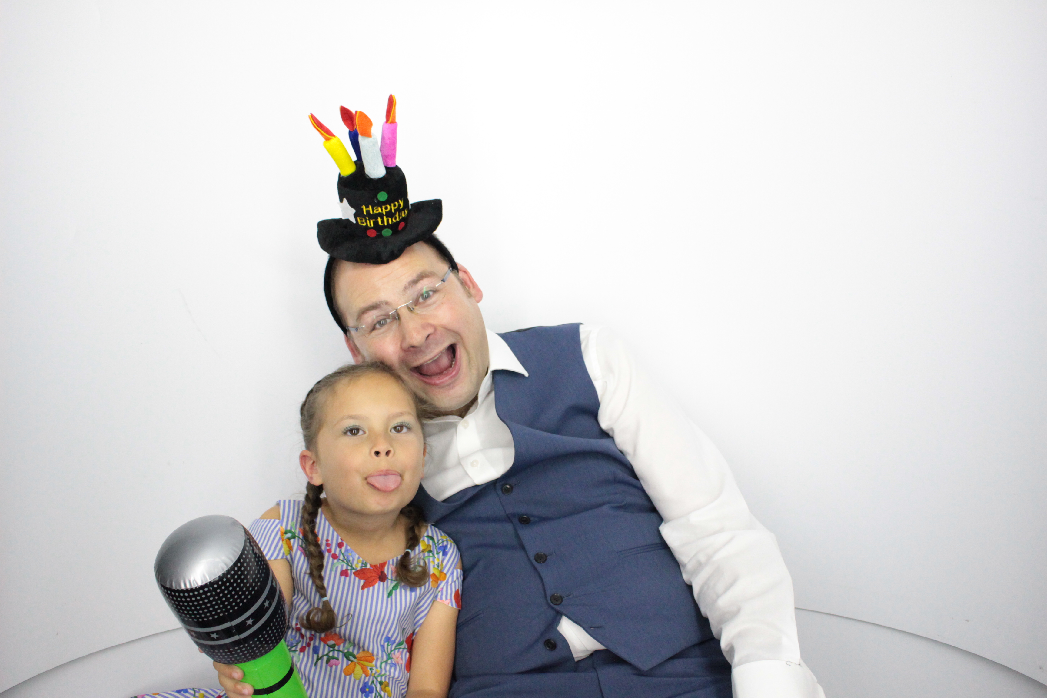 Steve & Kym | View more photos from the event at gallery.myphotoboothexperience.co.uk/u/MyPhotoBoothExperienceLtd/Steve-Kym